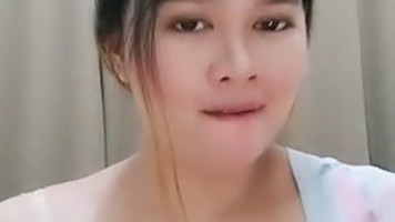 Bokep Indo Mami Mona Tambah Montok Uting Besar