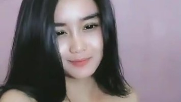 Bokep Indo Nessie Cantik Mungil Pamer Ketiak dan Toket