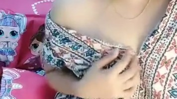Bokep Indo Aiko Alias Mbak Madu Sange CD Merangsang