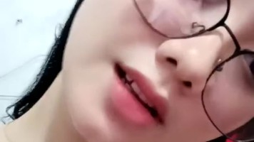 Miss Jovanka Akhirnya Barbar Ngangkang Meki Uting Sayang