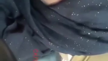 Bokep Indo Ponakan Jilbabers Penurut Mau di Suruh Ngemut